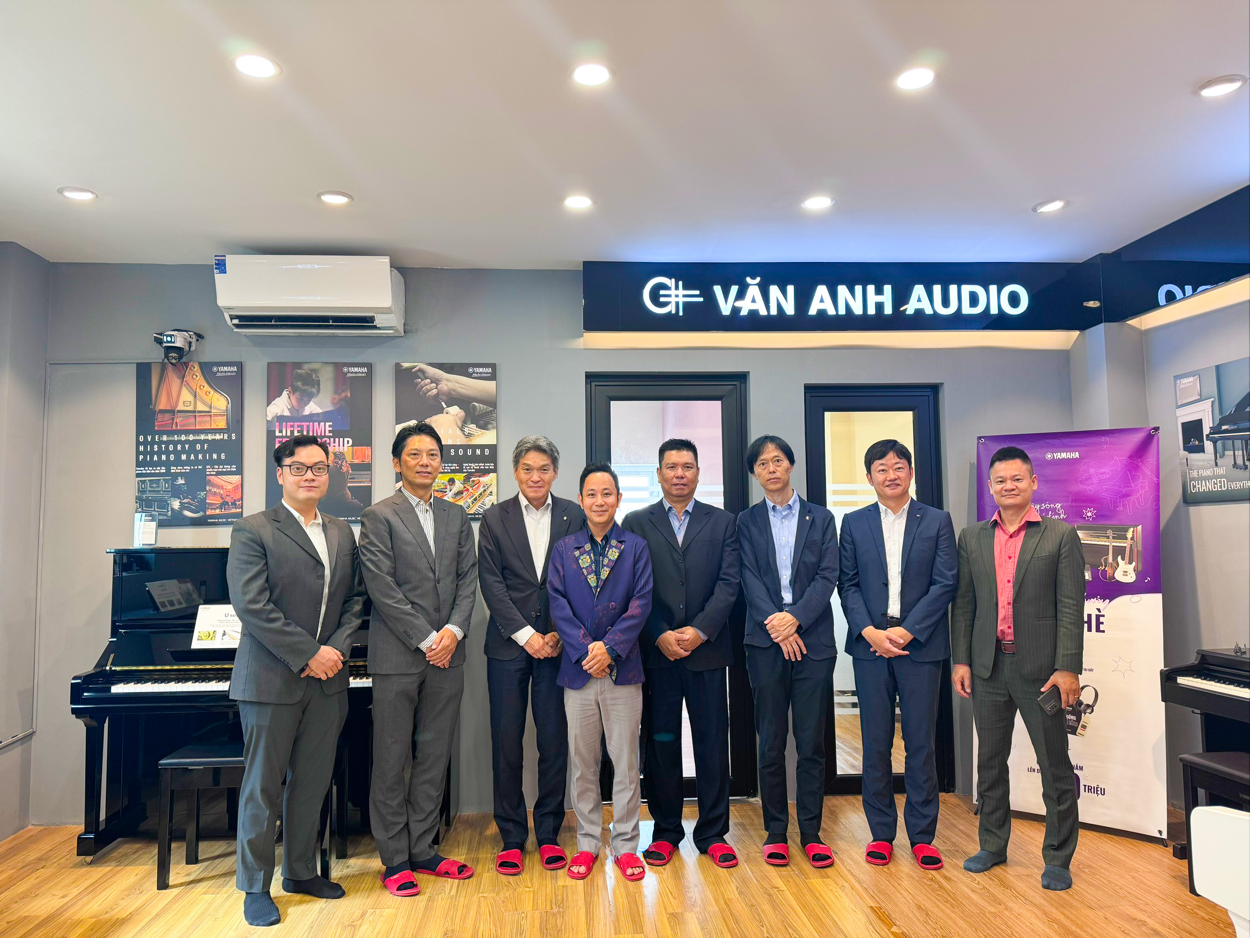 Yamaha Music Square - Văn Anh Audio: Chào Đón Lãnh Đạo Cấp Cao Từ Tập Đoàn Yamaha Nhật Bản