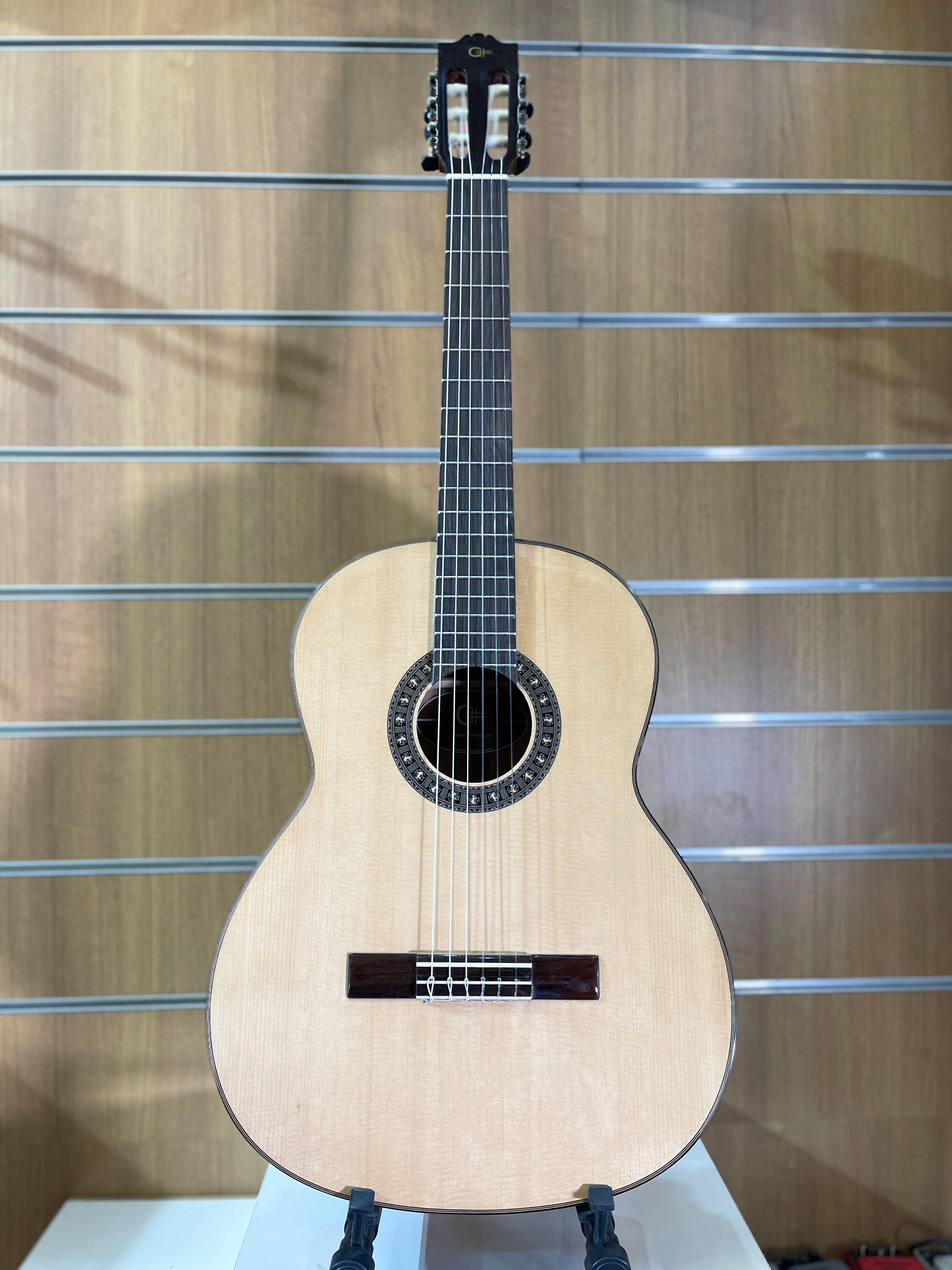 Đàn Guitar Classic C400C